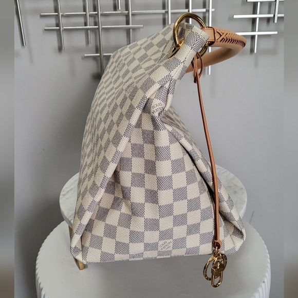 Louis Vuitton Artsy MM, Damier Azur, Like New Condition - Picture 5 of 16